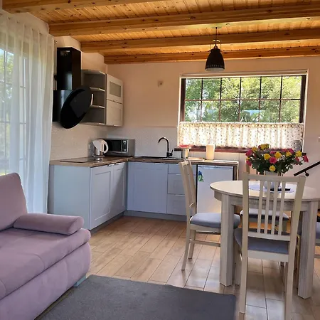 Sloneczne Deby * Debina (Ustka)