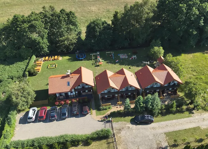 Sloneczne Deby * Debina (Ustka)